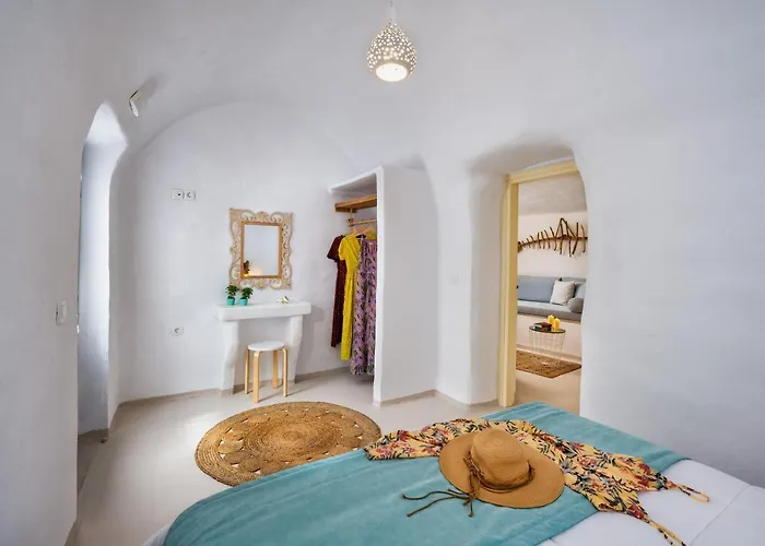 Mystagoge Retreat With Subterranean Pool/jacuzzi