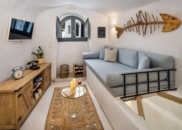 Mystagoge Retreat With Subterranean Pool/jacuzzi Villa